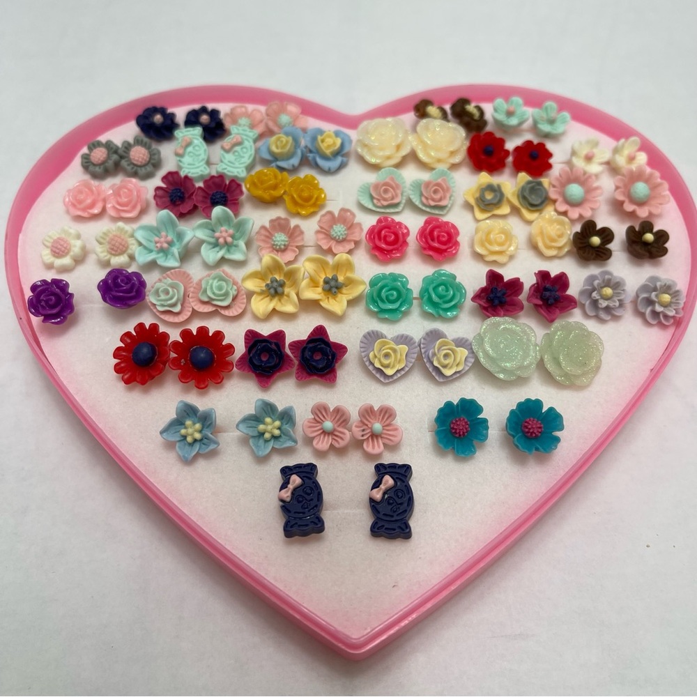 Kids Valentines Flowers Earrings Set Plastic Stud, Gift Boxed (36 Pairs) - Picture 3 of 6